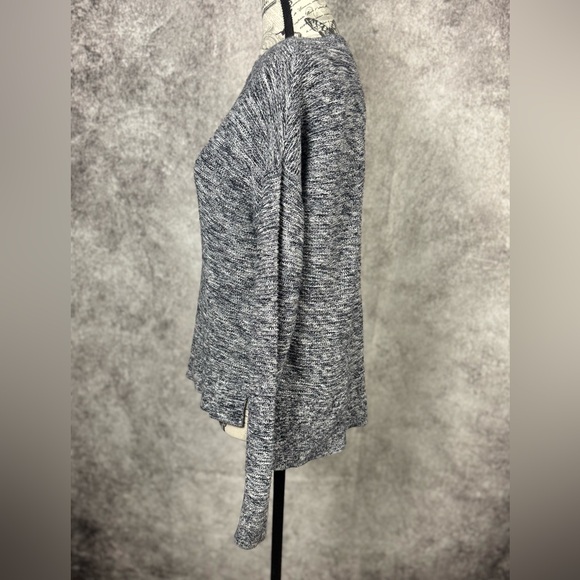 LOFT Ann Taylor Chic Cotton Gray Knit Pullover Sweater size Medium - Picture 5 of 8